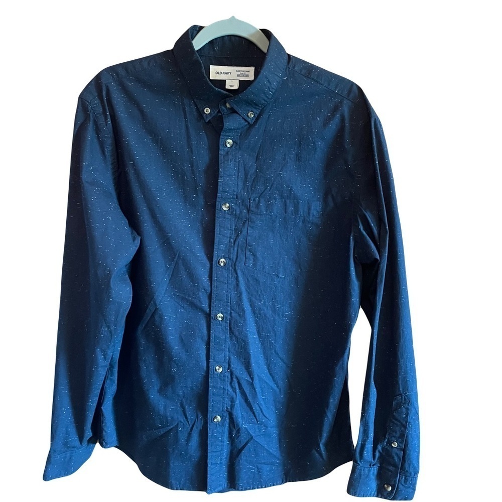 Old Navy Men's Blue Button-Up Shirt size large